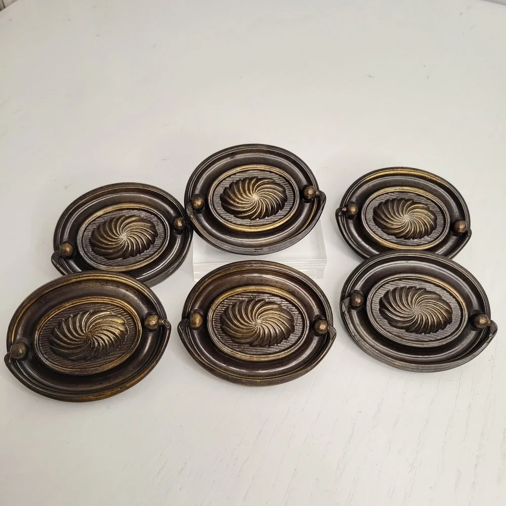 The Unbranded Brand set six